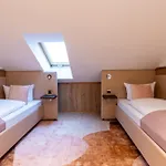 Höllental Heritage House - Bergpanorama - 5 Lägenhet *